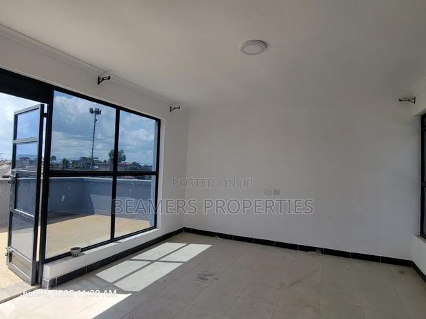 4bdrm Maisonette in Muigai Inn, Kenyatta Road / Theta for sale