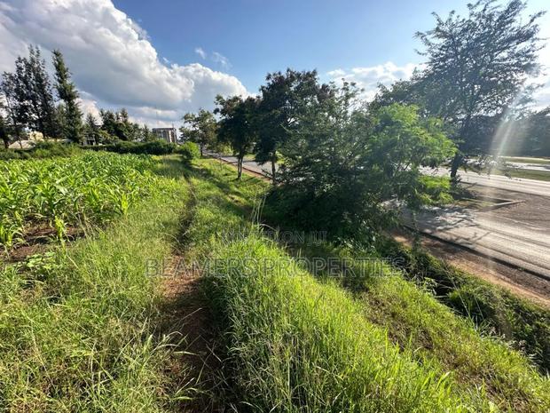 1/2 Acre for Sale in Kenol