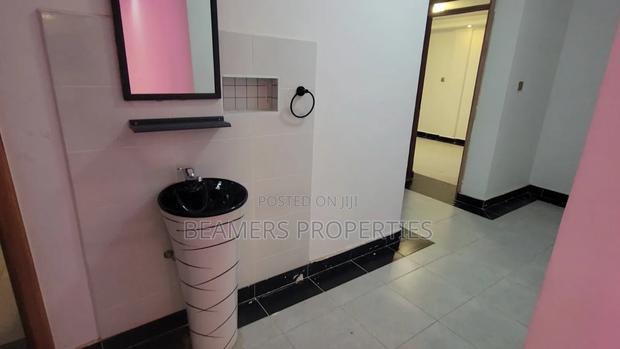 7bdrm Maisonette in Paradise Court, Kenyatta Road / Theta for sale