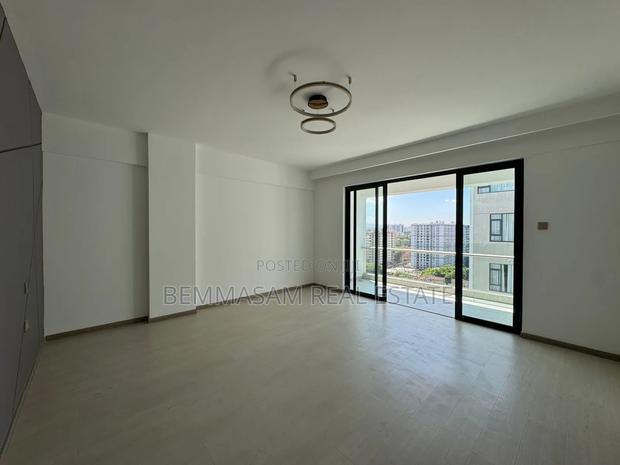 4bdrm Apartment in Lavington, Valley Arcade for sale