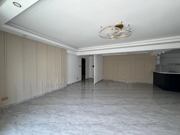 4bdrm Apartment in Lavington, Valley Arcade for sale