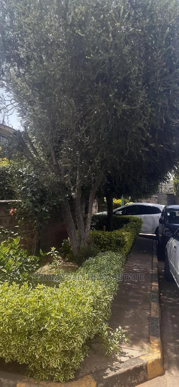 4bdrm Villa in Mombasa Road for sale