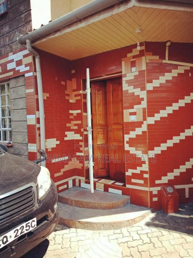 4bdrm Townhouse/Terrace in Muchatha for sale