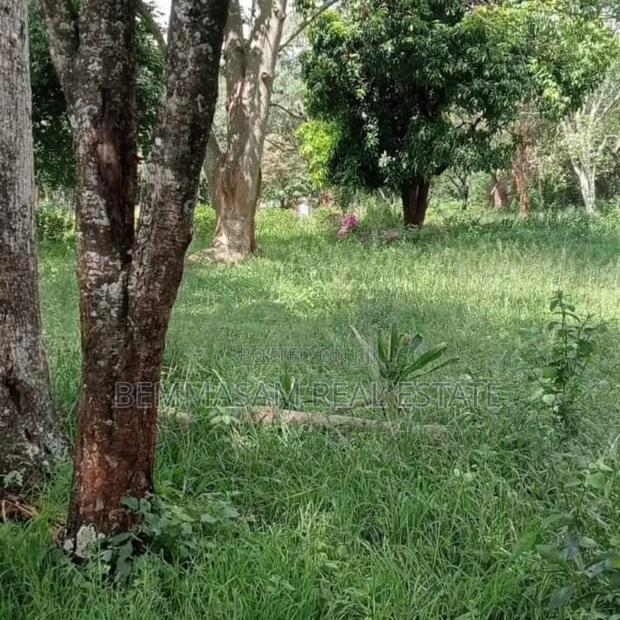 9 Acres for Sale at Karen Hardy