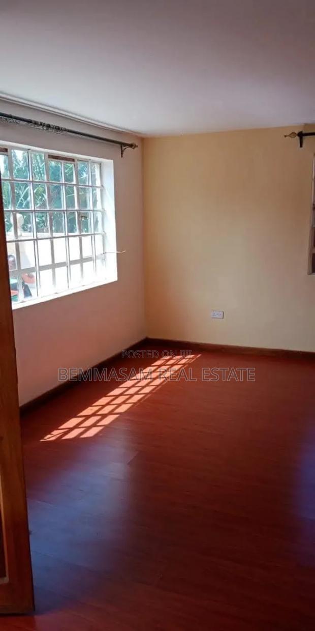 4bdrm Townhouse/Terrace in Muchatha for sale