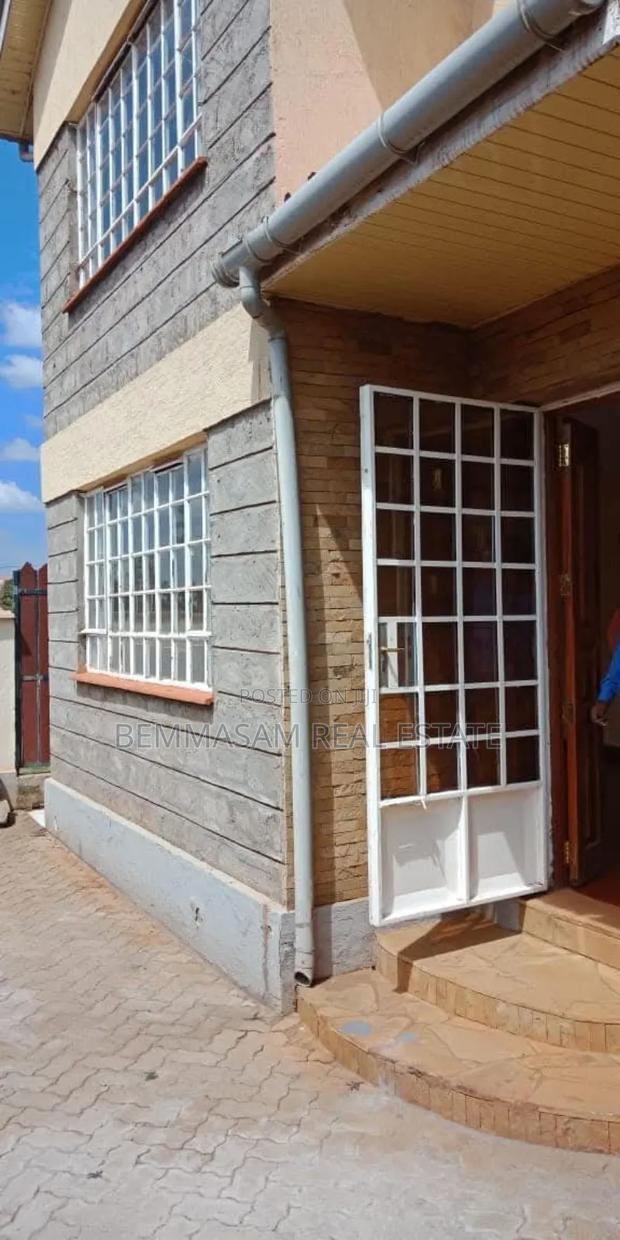 4bdrm Townhouse/Terrace in Muchatha for sale