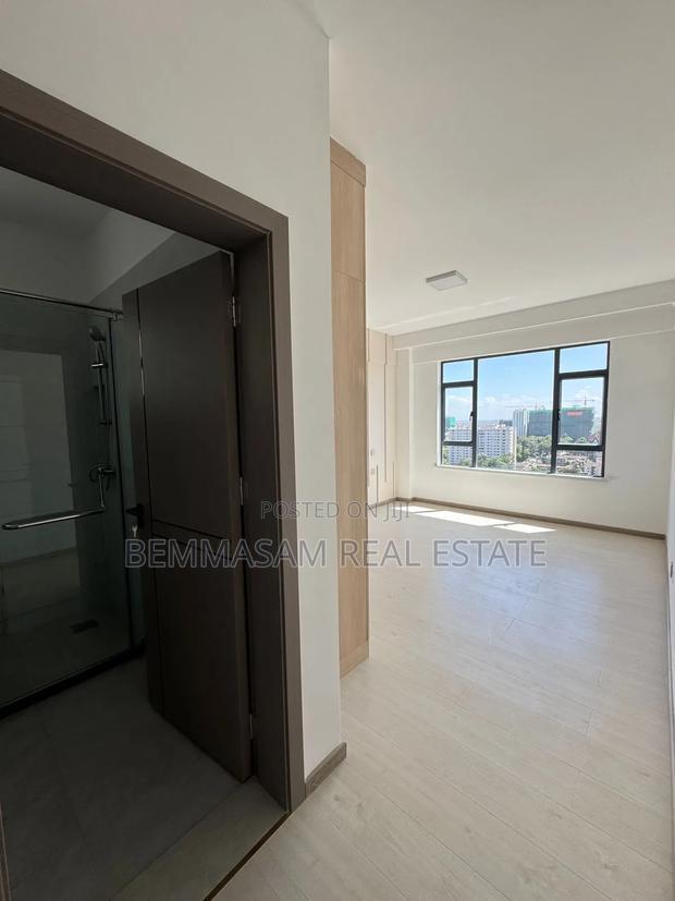 4bdrm Apartment in Lavington, Valley Arcade for sale