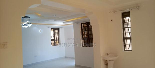 3bdrm Bungalow in St Linda Gwa Kairu, Kimbo for sale