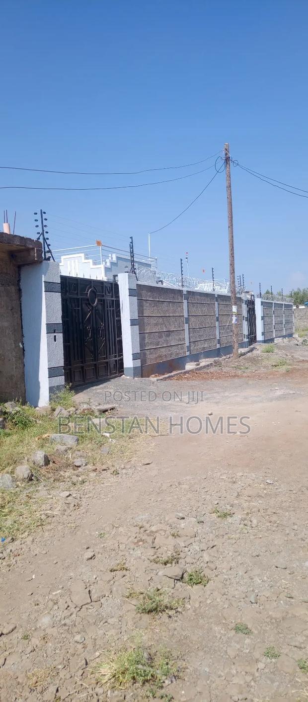 3bdrm Bungalow in St Linda Gwa Kairu, Kimbo for sale