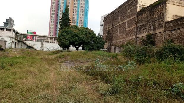 Pangani 1.07 Acres Very Prime Location.
