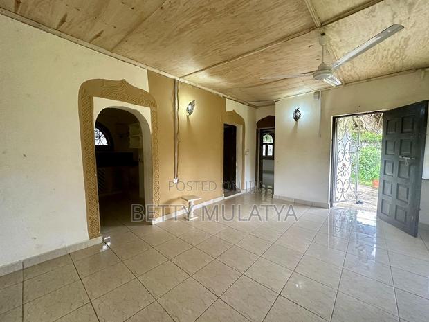 2bdrm Villa in P.K Estate, Malindi for sale