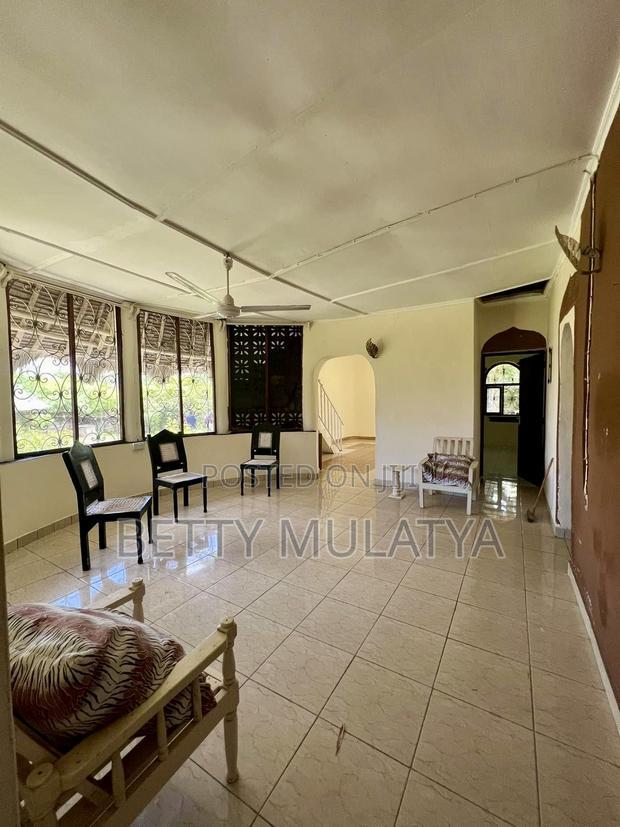 2bdrm Villa in P.K Estate, Malindi for sale