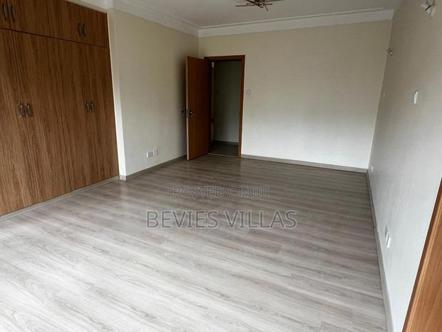 3bdrm Apartment in Westlands, Raphta Road Area for rent