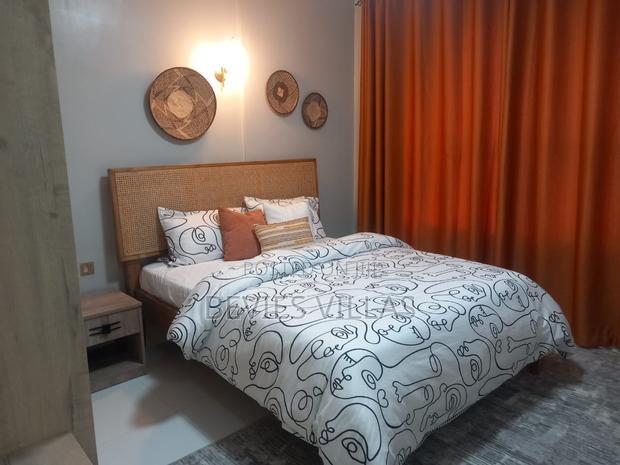 Furnished 2bdrm Apartment in Parklands for rent