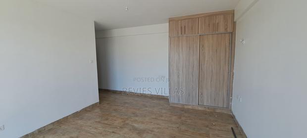 4bdrm Apartment in General Mathenge Spring Valley for rent