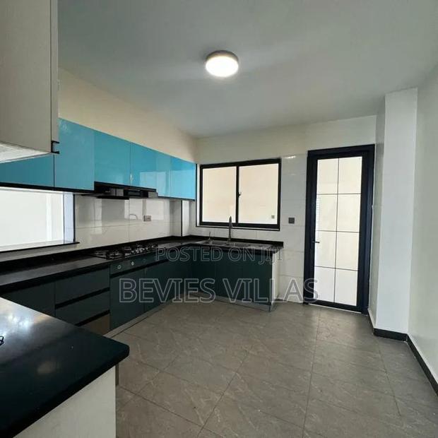 4bdrm Apartment in Kileleshwa for rent