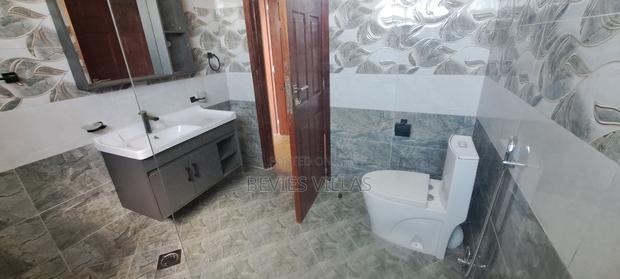 4bdrm Apartment in General Mathenge Spring Valley for rent