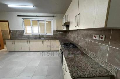 3bdrm Apartment in Westlands, Raphta Road Area for rent
