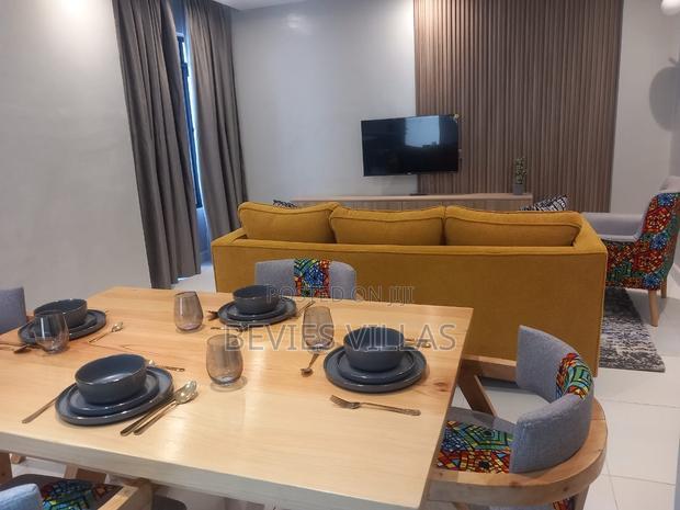 Furnished 2bdrm Apartment in Parklands for rent