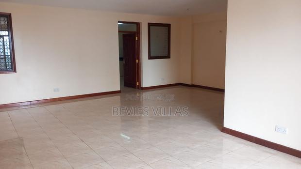 3bdrm Apartment in Parklands for rent