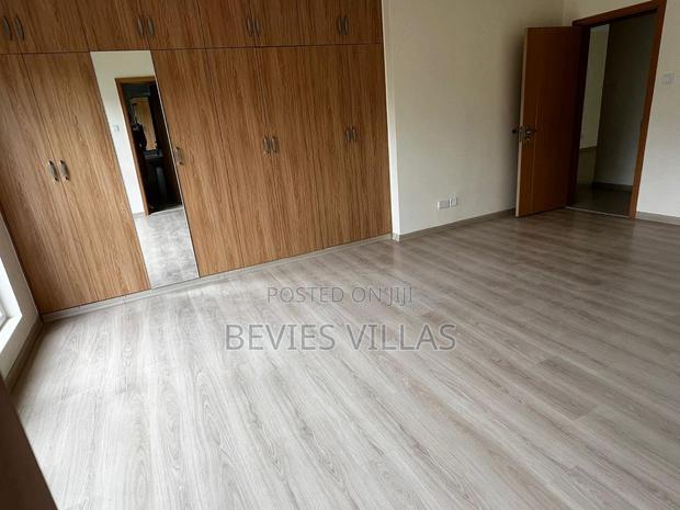 3bdrm Apartment in Westlands, Raphta Road Area for rent