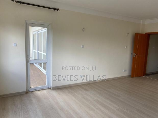3bdrm Apartment in Westlands, Raphta Road Area for rent