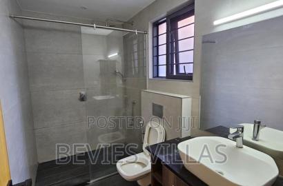 4bdrm Townhouse/Terrace in Langata, Phenom Estate for sale