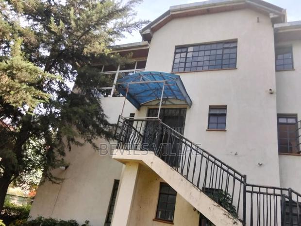 5bdrm Duplex in Kileleshwa for rent