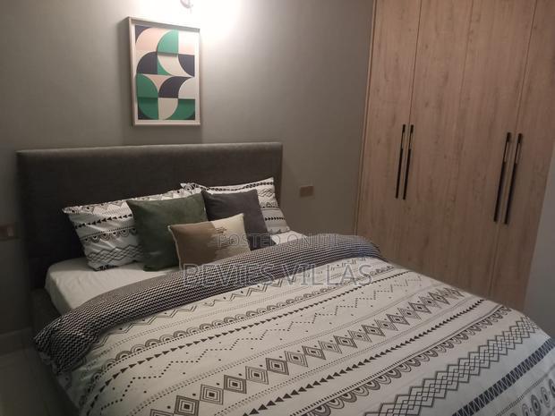Furnished 2bdrm Apartment in Parklands for rent