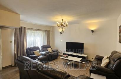 Furnished 3bdrm Apartment in Parklands for rent