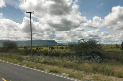 Prime 213-Acre Plot on Mombasa Road - Kes 25m/Acre