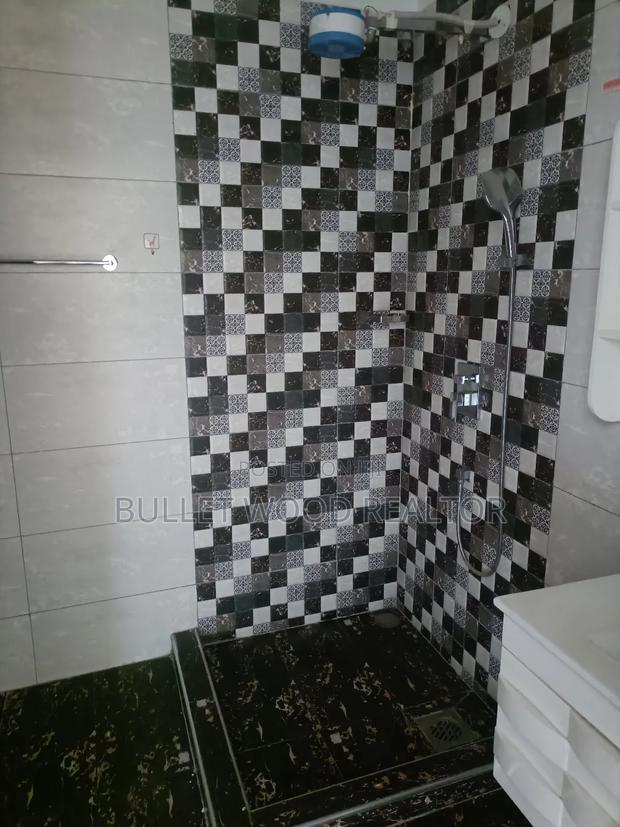 3bdrm Apartment in Muthaiga Square for rent