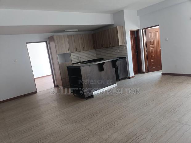 3bdrm Apartment in Muthaiga Square for rent