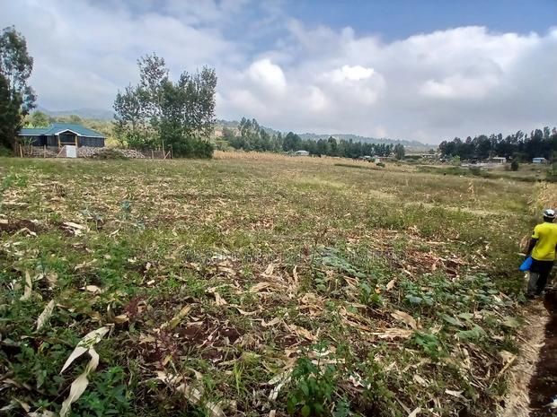Selling Prime 1 Acre of Land in Upper Matasia