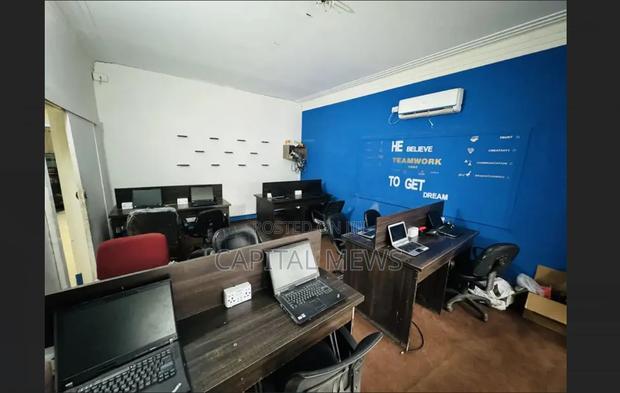 Well Organized Office at an Afordable Rate