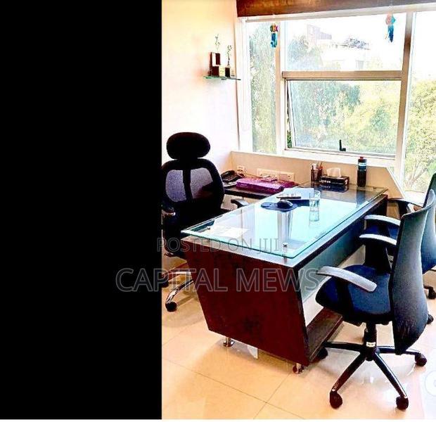 Large Office With Cubicles And Partitions