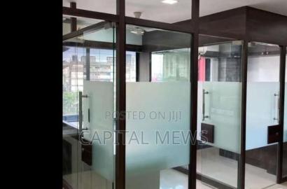 Well Kept Offices With All Amenities In The Price