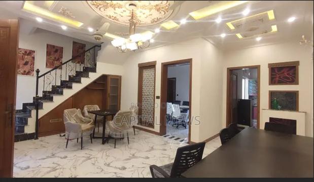 Strategic Location Offices With Wifi