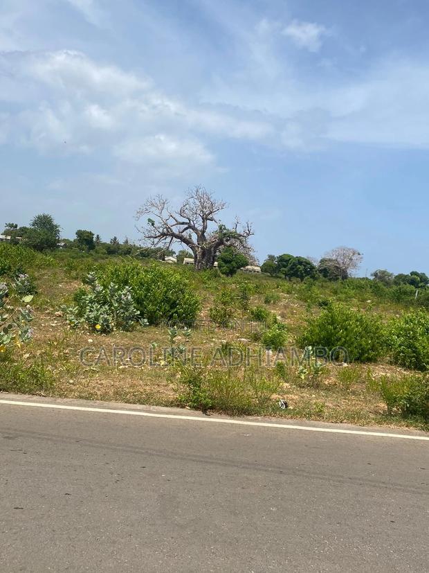 50/100 3rd Beach Plot Bofa Kilifi