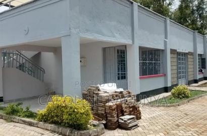 3bdrm Bungalow in Kimunyu, Kenyatta Road / Theta for rent