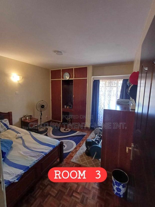 4bdrm Penthouse in Rehmat Apartments, Parklands/Highridge for sale
