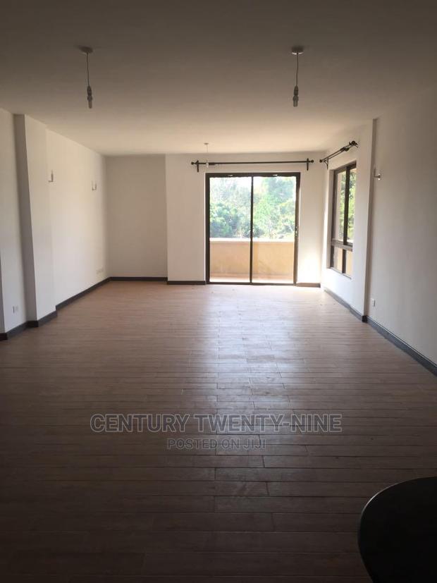 3bdrm Apartment in Iregi Square, Parklands/Highridge for sale