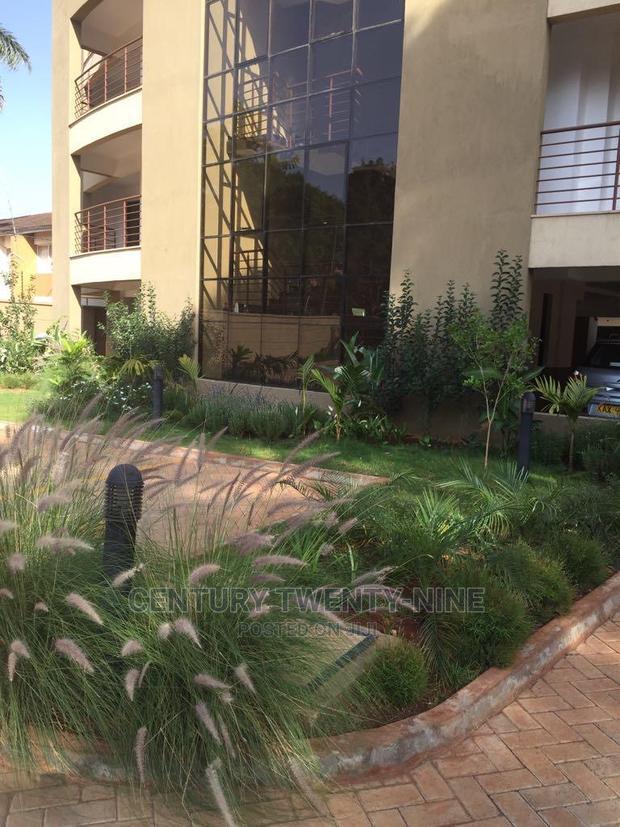 3bdrm Apartment in Iregi Square, Parklands/Highridge for sale