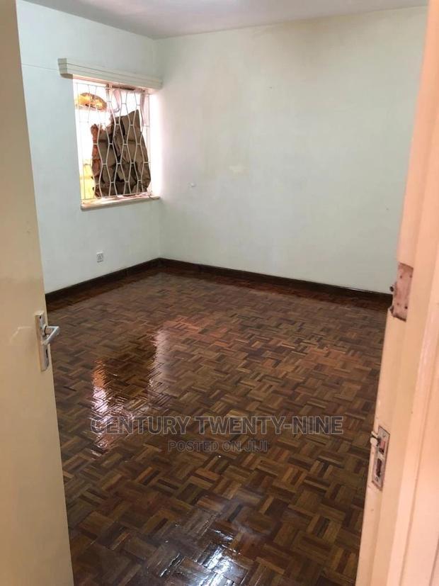 Mini Flat in Rehmat Apartments, Parklands/Highridge for sale