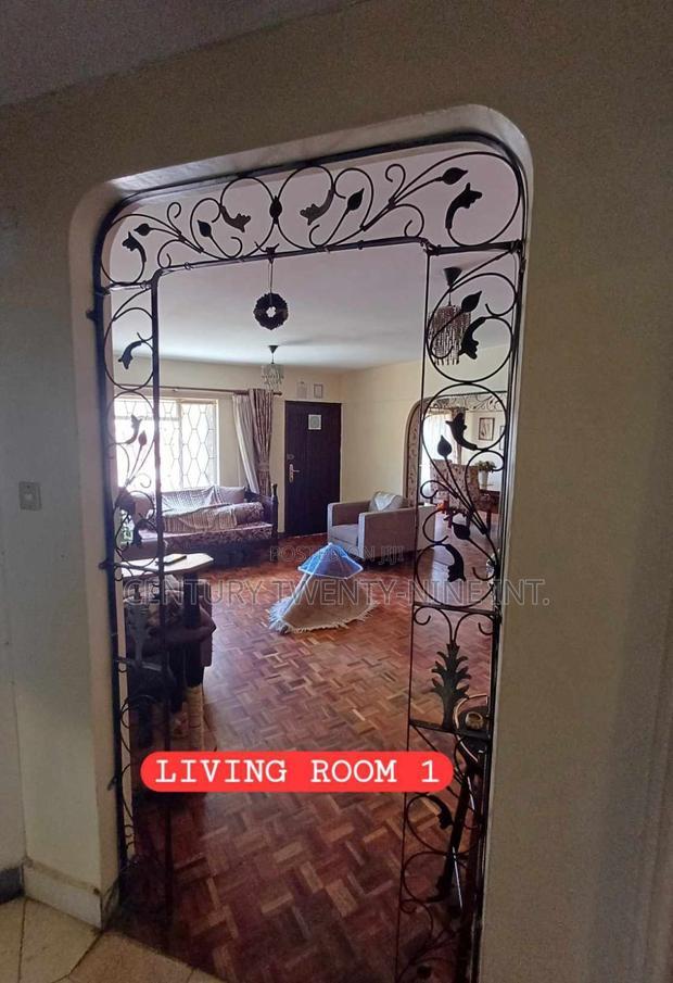 4bdrm Penthouse in Rehmat Apartments, Parklands/Highridge for sale