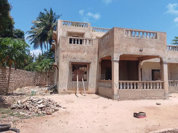 5bdrm Maisonette in Mwavumbo for sale