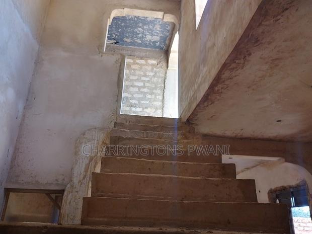 5bdrm Maisonette in Mwavumbo for sale