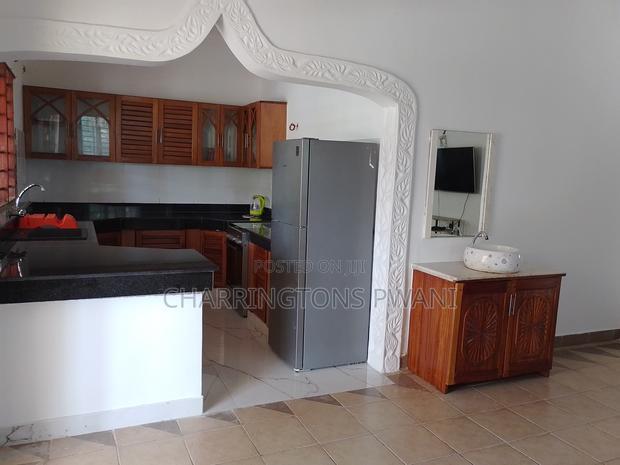 Furnished 3bdrm Villa in Diani for sale
