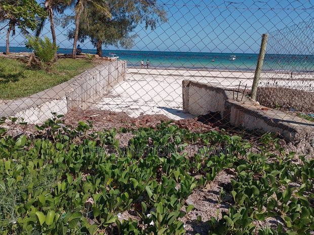 Beach Front 1 Acre Next to Lantana Galu