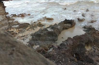 4.5-Acre Prime Beachfront Plot - Diani CBD | EUR1.6 Million